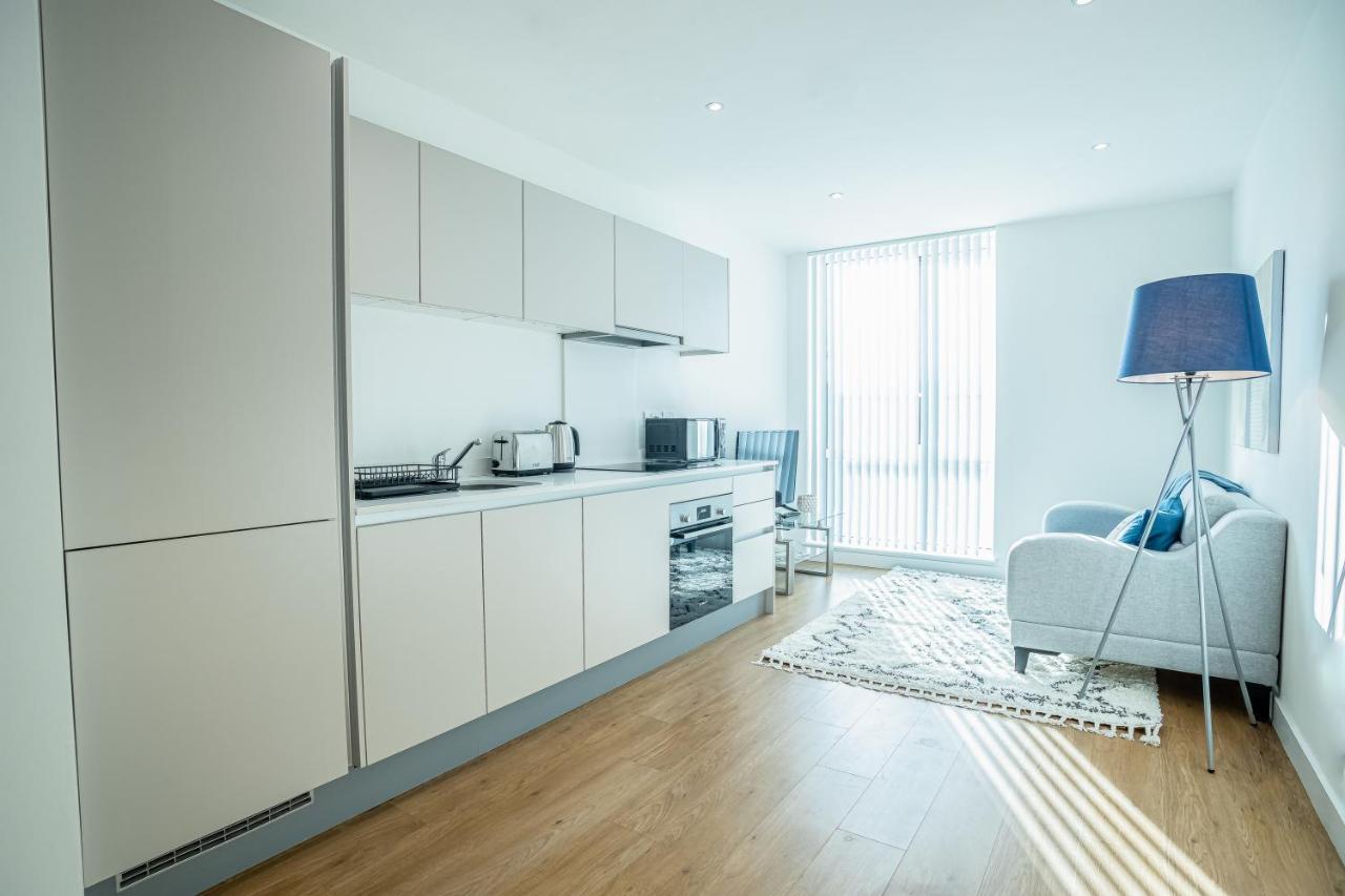 Luxe Apartments Bracknell Near Ascot, Legoland, Windsor, Lexicon - Free Parking & Gym Exterior foto